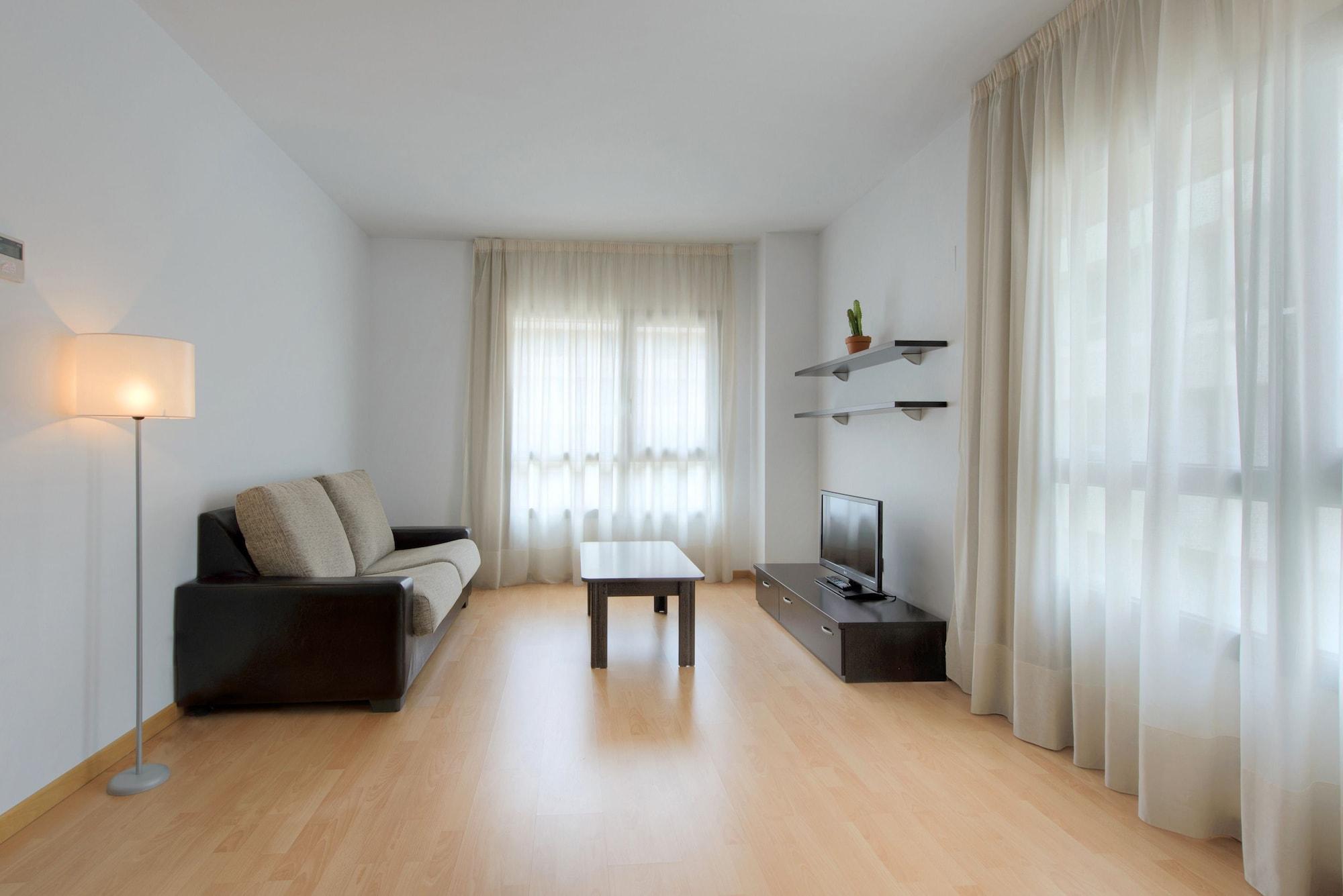 Madrid Airport Suites, Affiliated By Melia ภายนอก รูปภาพ