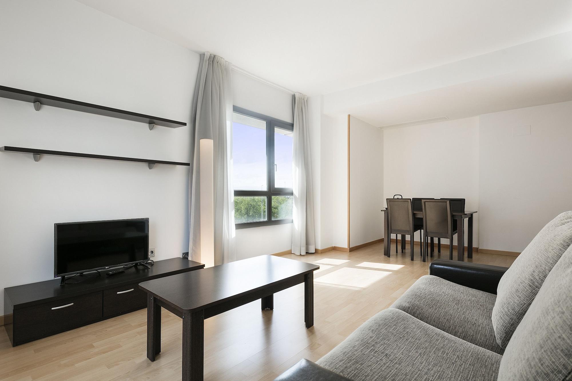 Madrid Airport Suites, Affiliated By Melia ภายนอก รูปภาพ