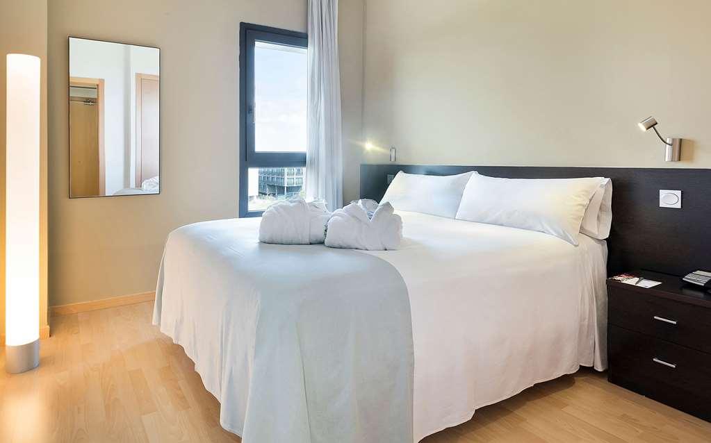 Madrid Airport Suites, Affiliated By Melia ห้อง รูปภาพ