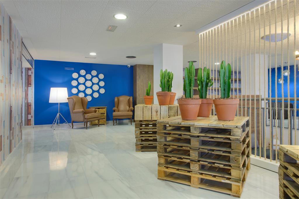 Madrid Airport Suites, Affiliated By Melia ภายใน รูปภาพ
