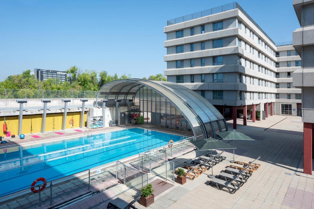 Madrid Airport Suites, Affiliated By Melia ภายนอก รูปภาพ