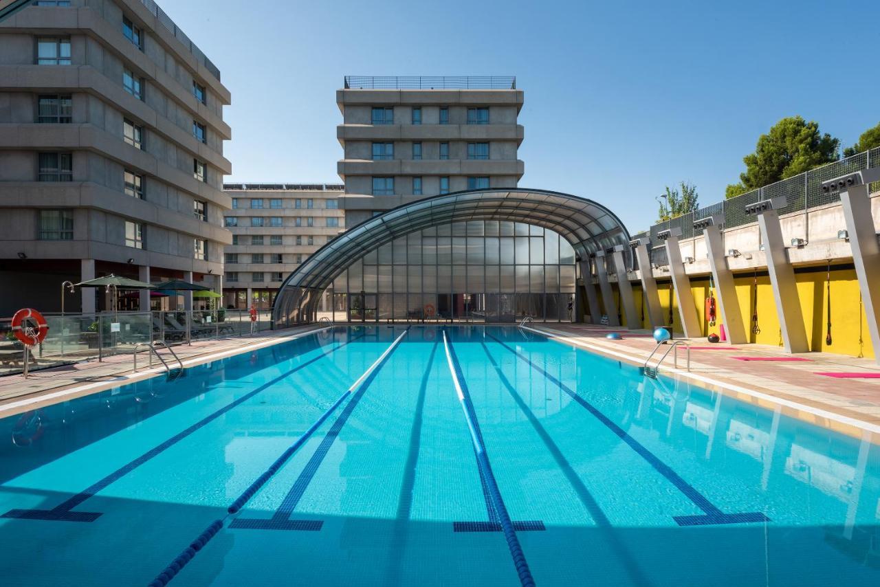 Madrid Airport Suites, Affiliated By Melia ภายนอก รูปภาพ